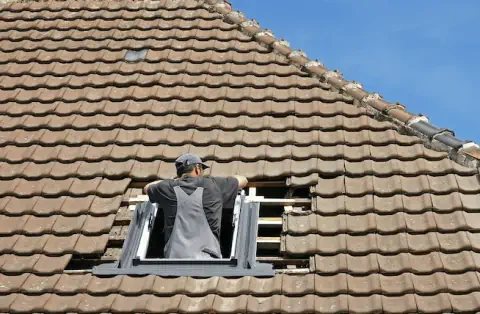 Pose de velux - Laroquevieille